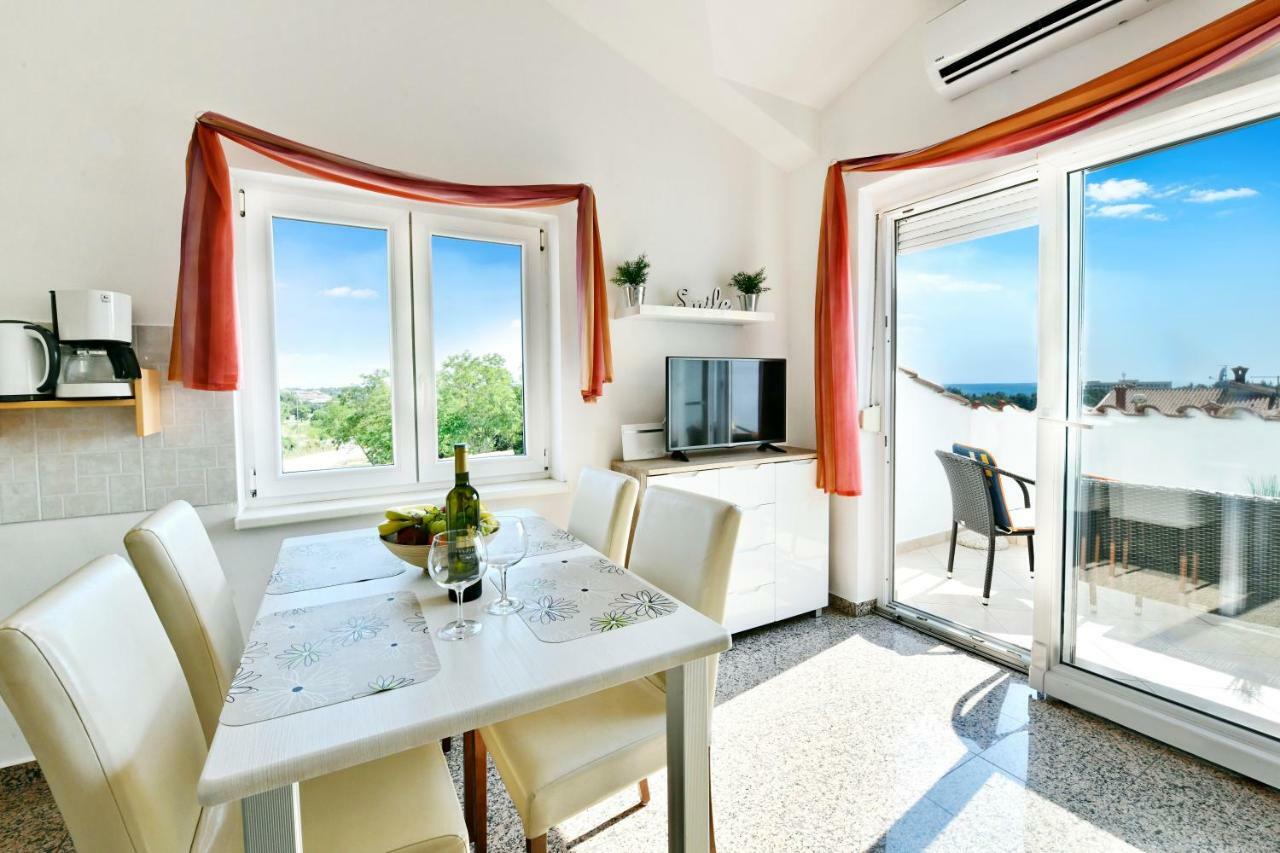 Ferienwohnung Apartman Del Mar Poreč Exterior foto
