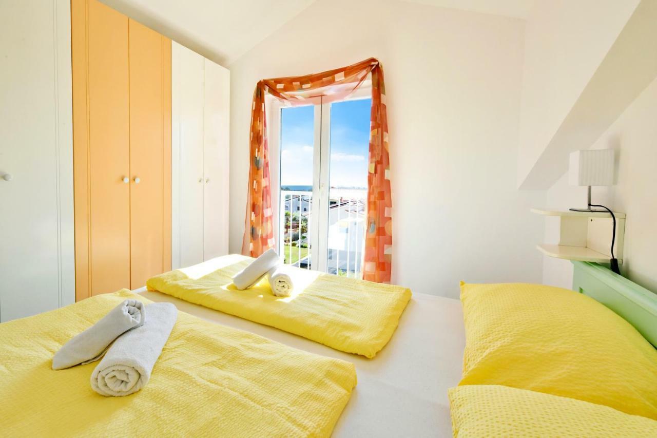 Ferienwohnung Apartman Del Mar Poreč Exterior foto