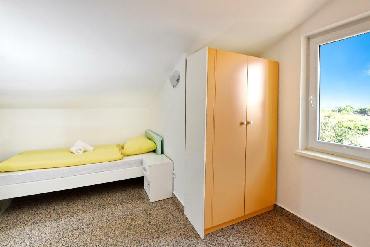 Ferienwohnung Apartman Del Mar Poreč Exterior foto